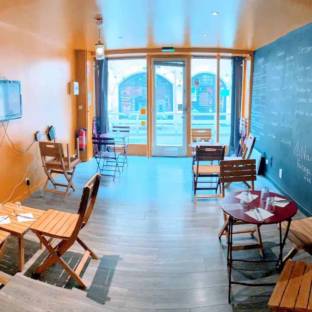 Au bonheur des gourmands restaurant in Charlieu