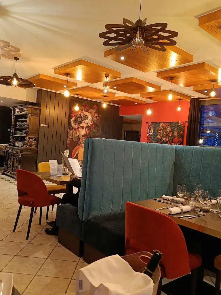 Sed 01_Le Voglio_Ménil_review