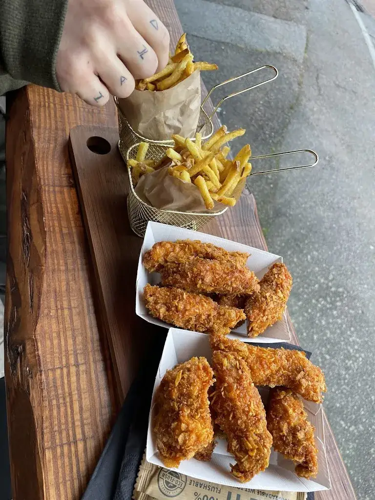 Menu_AU REVIENS Y_Tholy_image_1