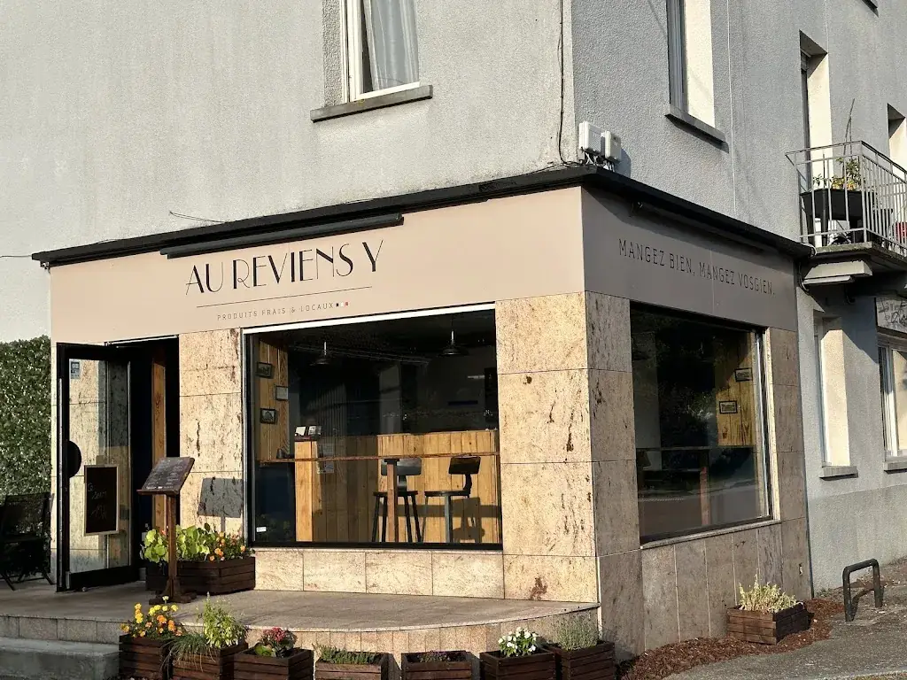 Mathieu DV_AU REVIENS Y_Tholy_review