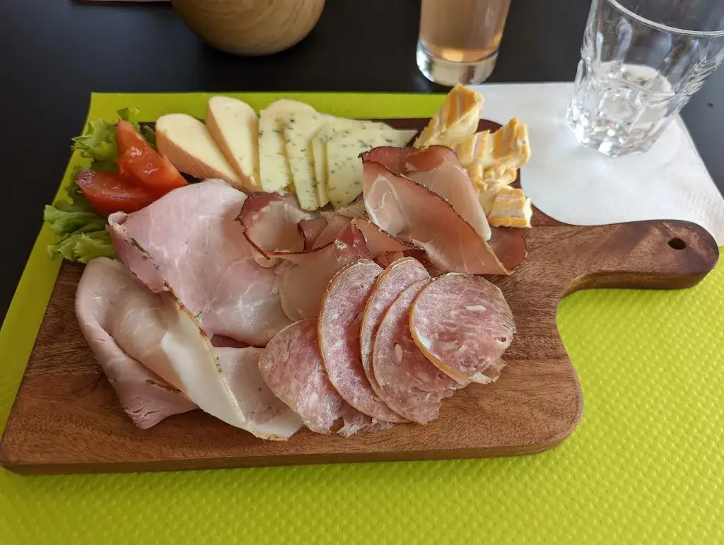 LA CAVE AU GÉROMÉ_Tholy_slider_image_3