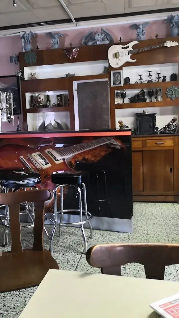 Estelle Abadli_Cafe De L'esperance_Lérouville_review