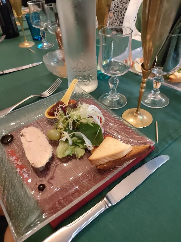 Menu_AUBERGE DU CHÂTEAU CAVEAU DU GAYCOEUR_Châteaugay_imagen_9