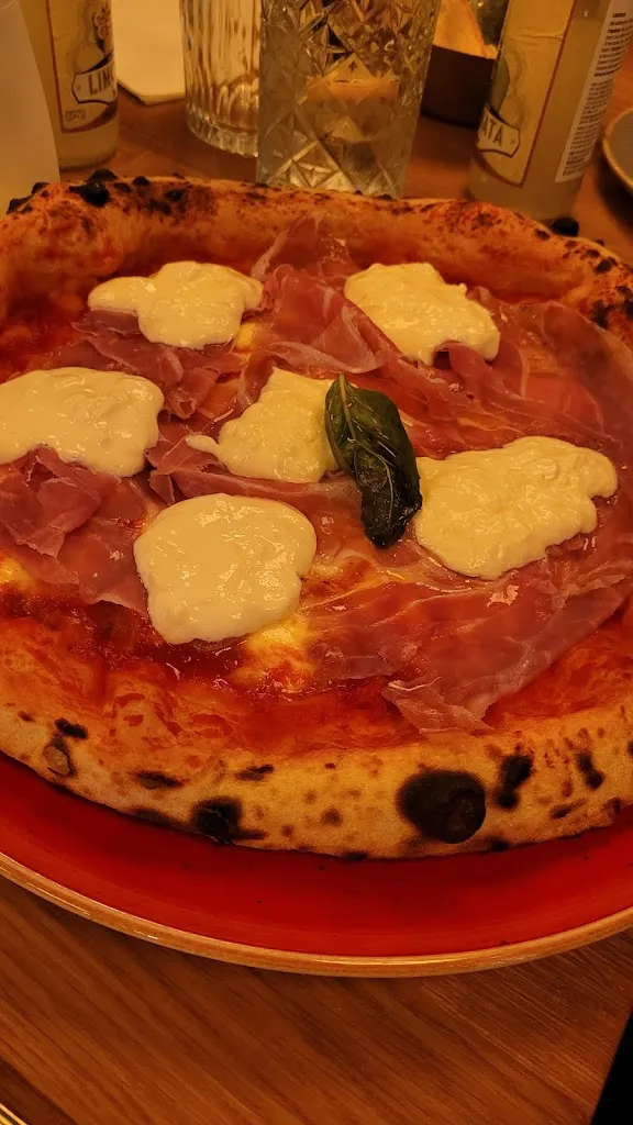 claude osta_Graziella Joinville_Joinville-le-Pont_review