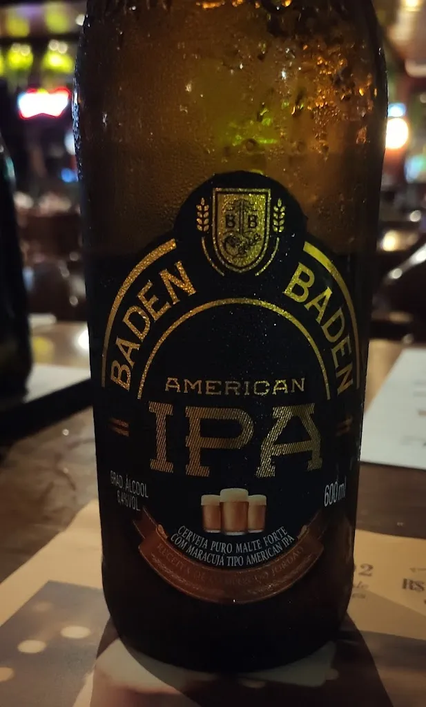 Andreas Wiese Medeiros de Oliveira_Zum Schlauch_Brazil_review