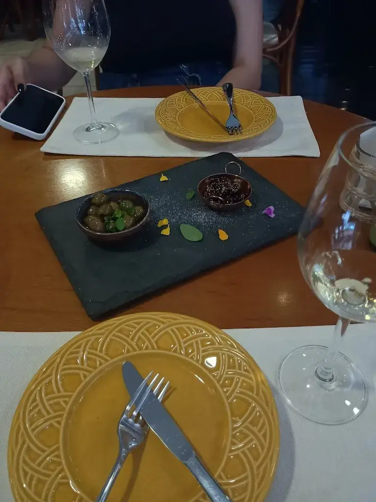 Adryeli Moreira_Quinta de Olivares_Brazil_review