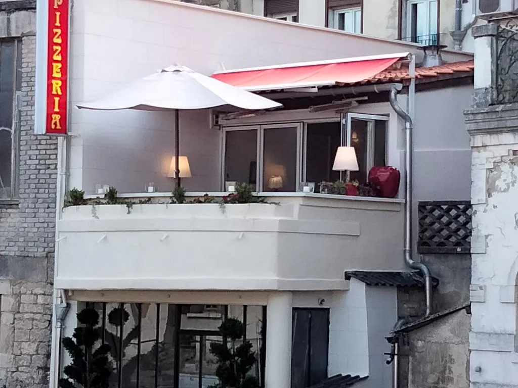 Pizzeria Le Vesuvio Joinville restaurant in Joinville