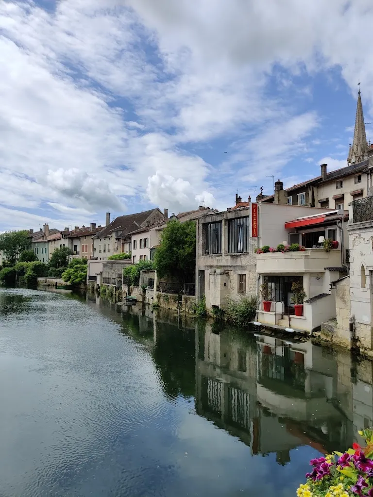 Pizzeria Le Vesuvio Joinville_Joinville_slider_image_3