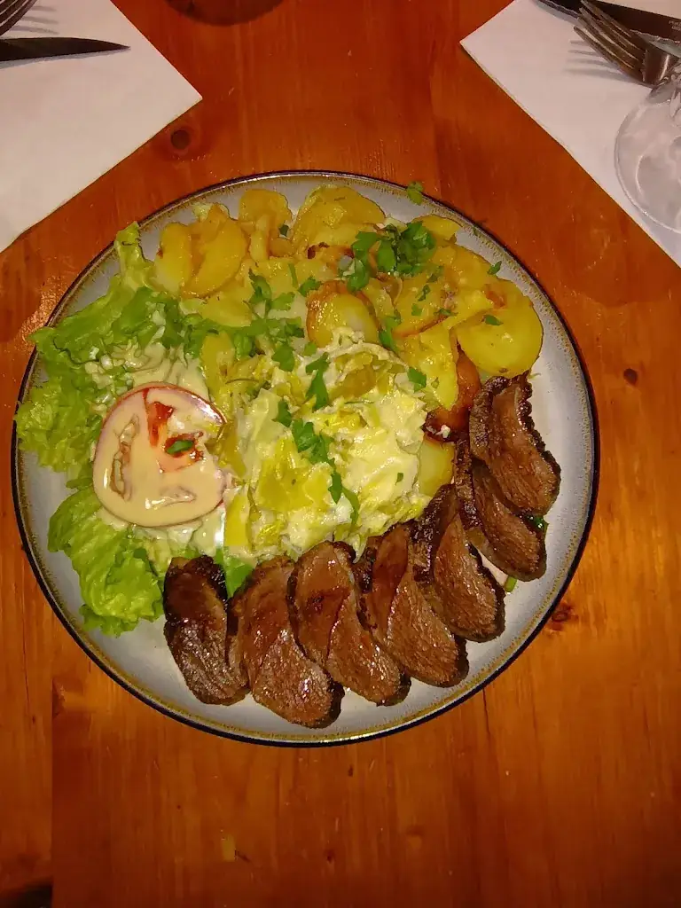 Chez Papa - Joinville_Joinville-le-Pont_slider_image_3