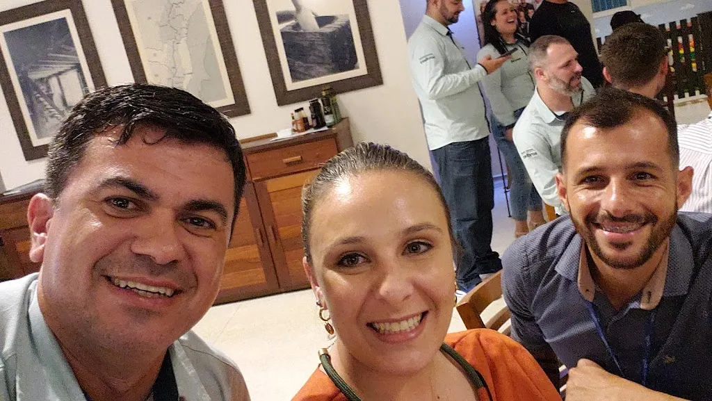 Eduardo Pereira_Restaurante e Churrascaria Poial Tropeiro._Brazil_review