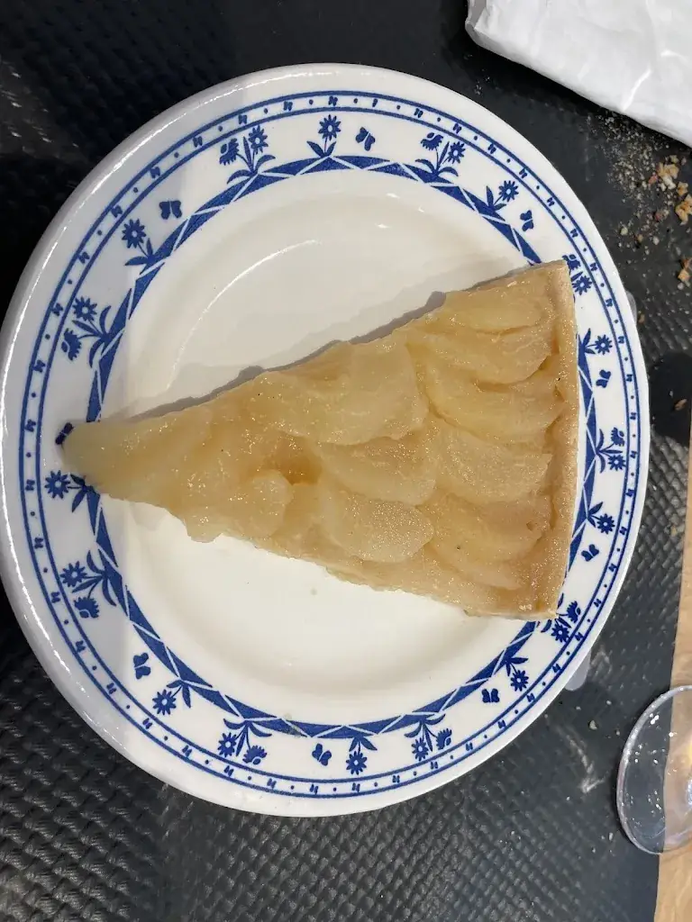 Menu_LES PETITES PORTUGAISES (Bar de la Place)_Châteaugay_imagen_7