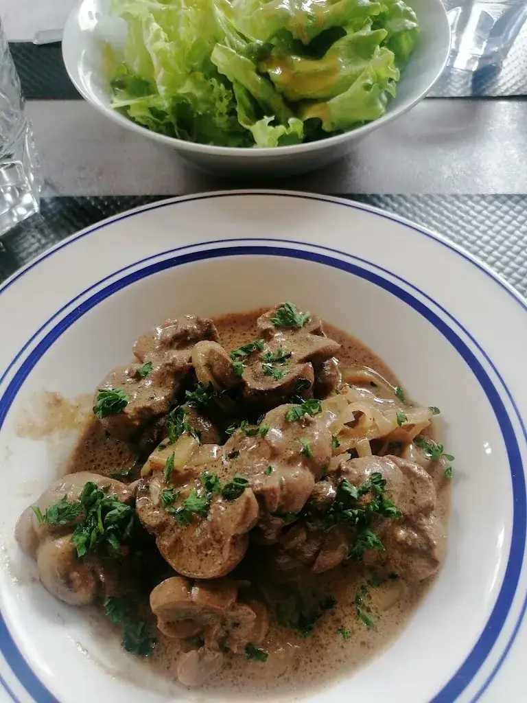 Cafe du Centre_Riceys_slider_image_3