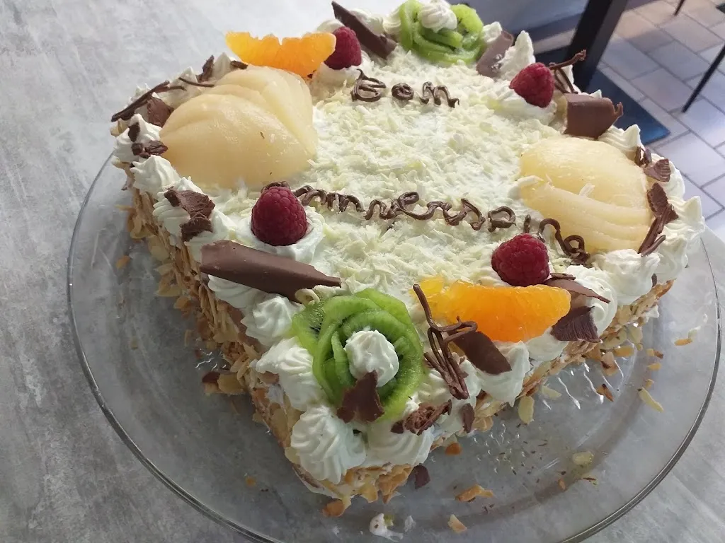 Chez Abdel_Hautes-Rivières_slider_image_3