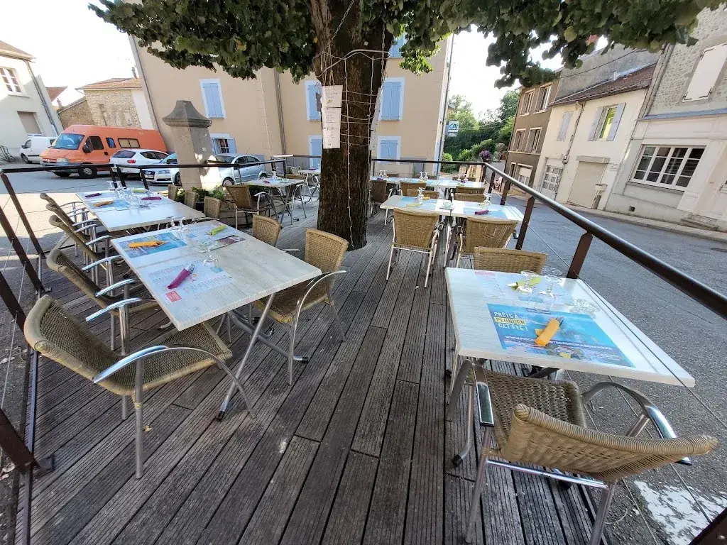 CAFE de la Mairie -Nivon Laurent_Châteauneuf-de-Galaure_slider_image_1