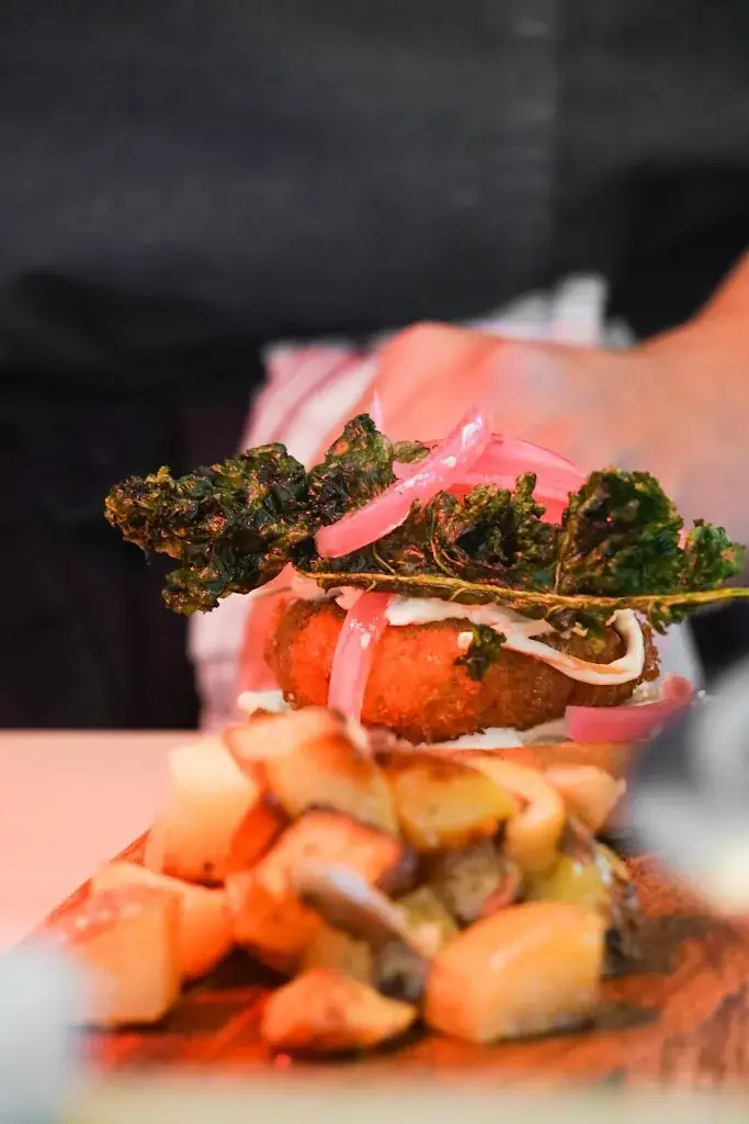 Le Comptoir de La Mère Germaine_Châteauneuf-du-Pape_slider_image_3