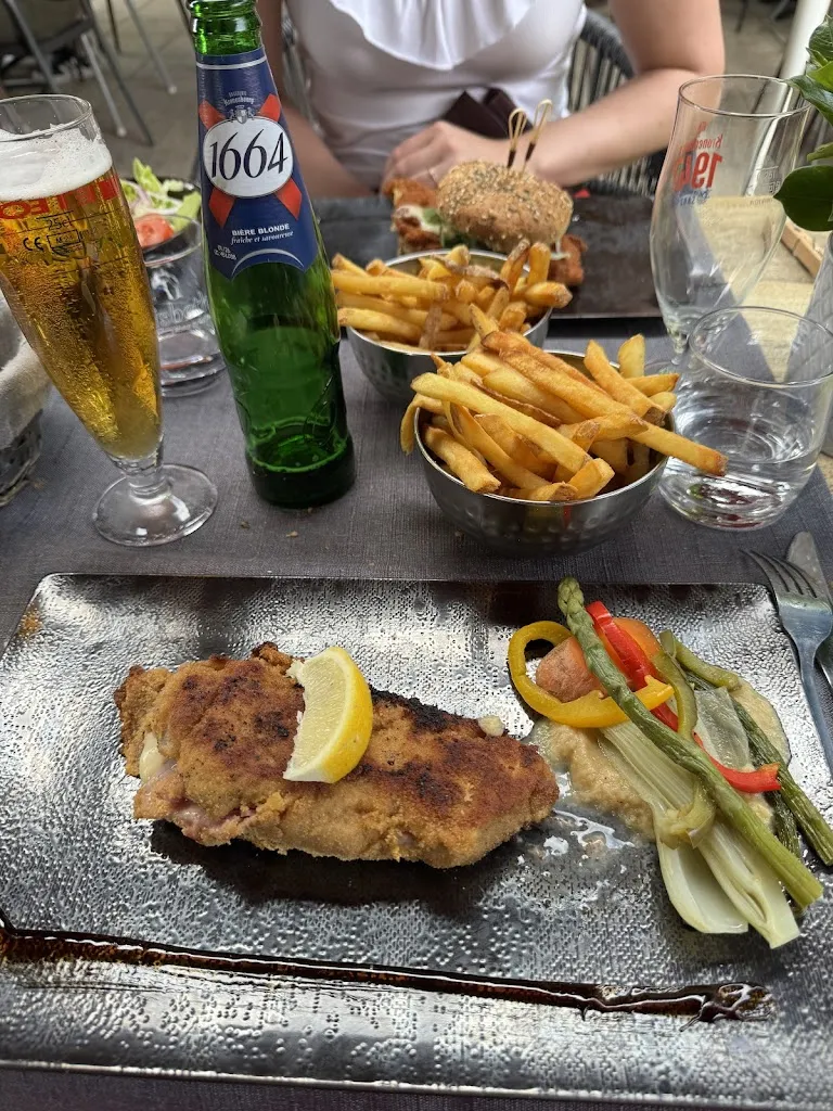 Juan A_L'Échelle_Leymen_review