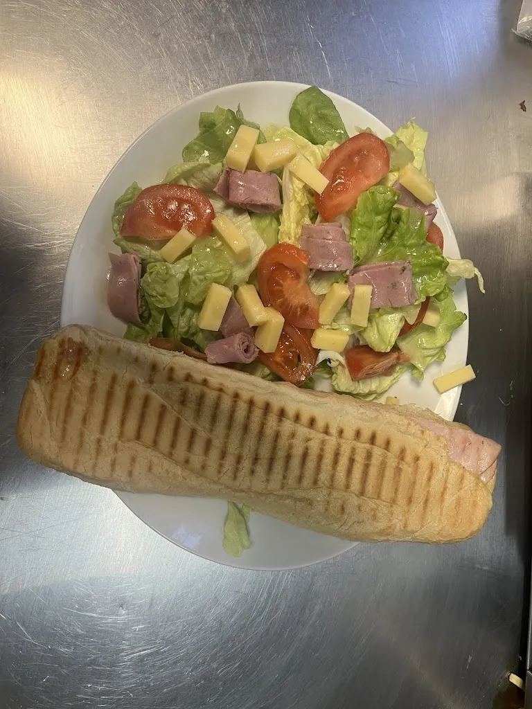 Café des Sports_Amplepuis_slider_image_1