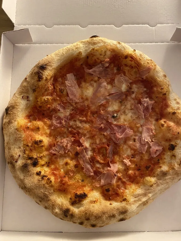 Itof San_Pizzeria CUSANO_Ban-Saint-Martin_review
