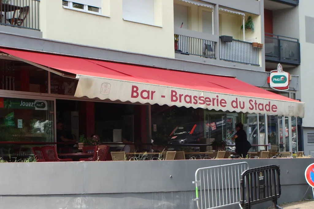 Olivier Meurville_Bar // Brasserie du Stade_Longeville-lès-Metz_review