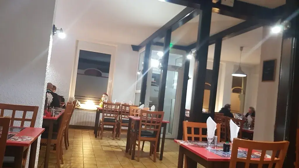 L'Adriatica restaurant in Longlaville