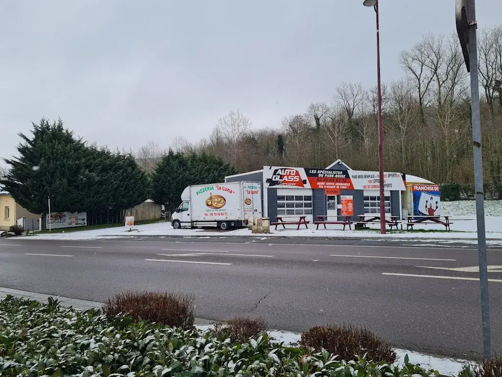 Luna_Longlaville_slider_image_3