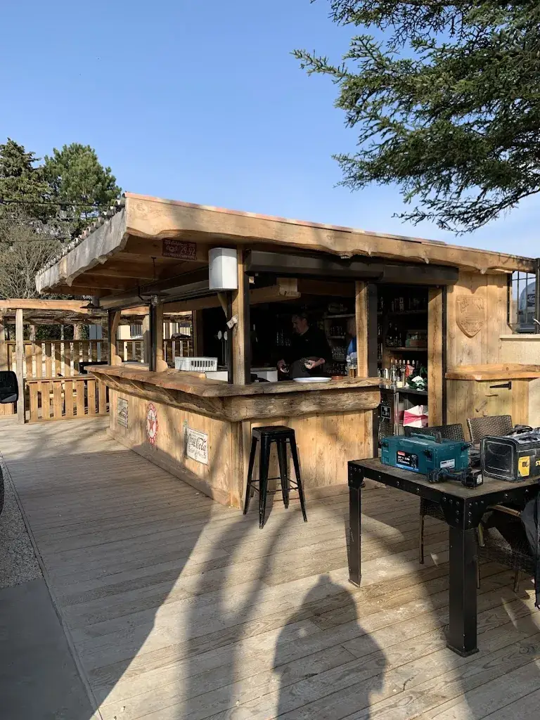 Gérard Mermet-Gibson_La Baraque_Châteauneuf-du-Rhône_review