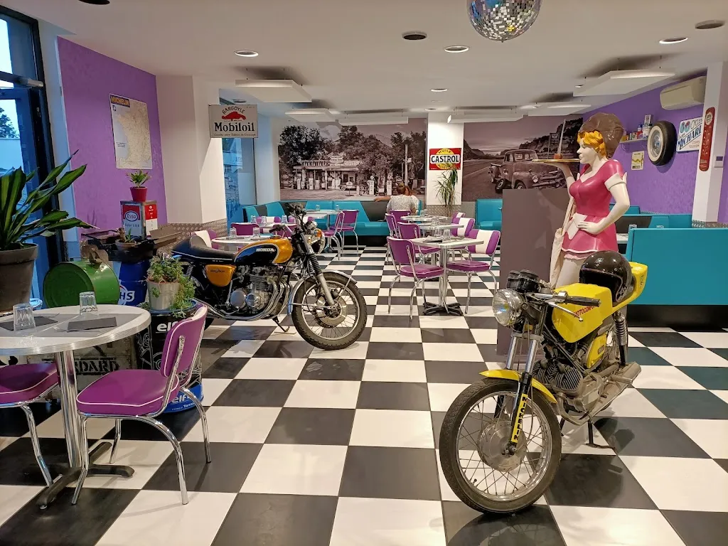 Hayley van Esch_D74_Langres_avis