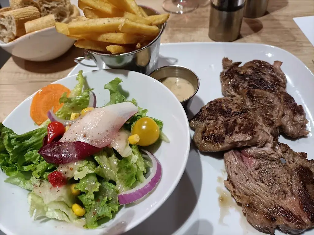 Atelier Grill_Saints-Geosmes_slider_image_3