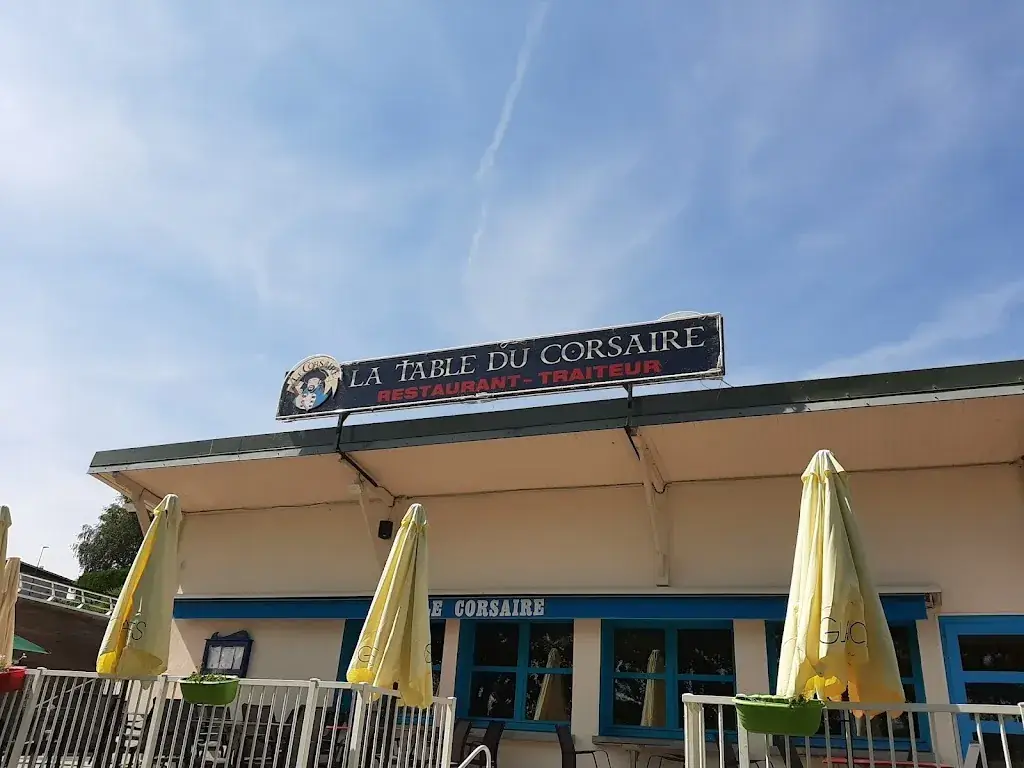 Ô CORSAIRE restaurant in Peigney