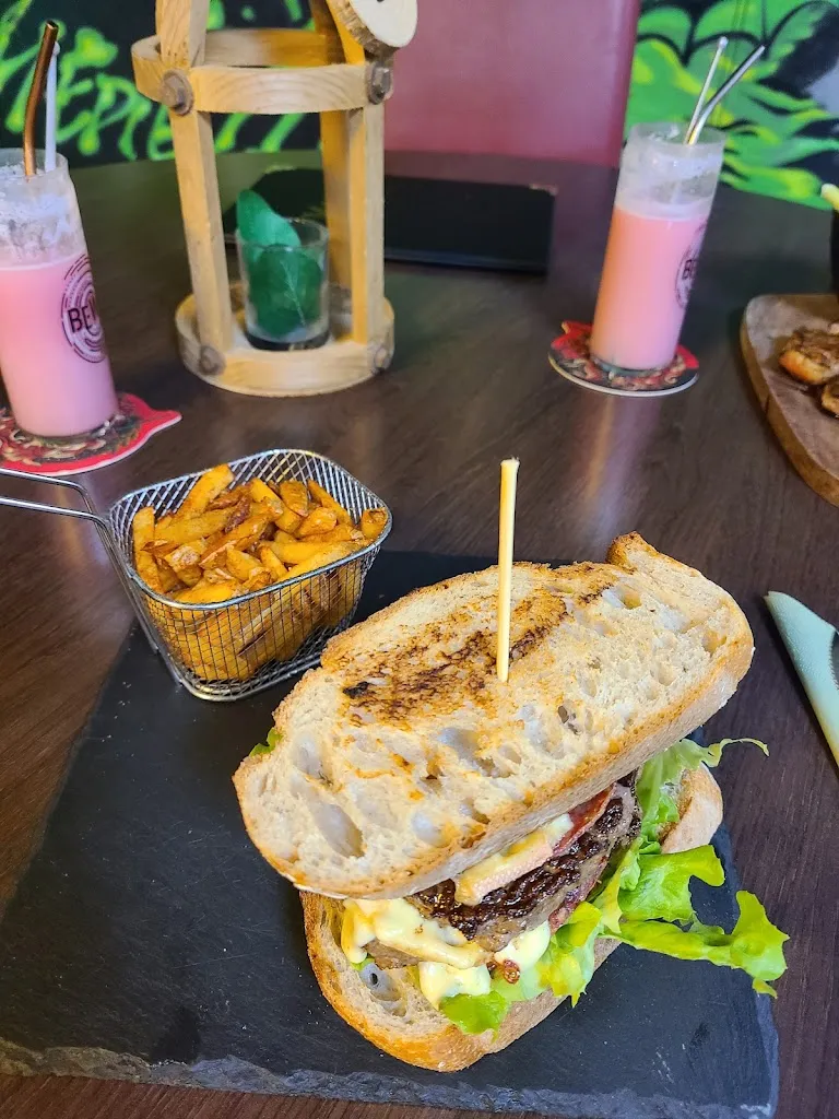 Ludovic_MEDIEGAME_Saints-Geosmes_review