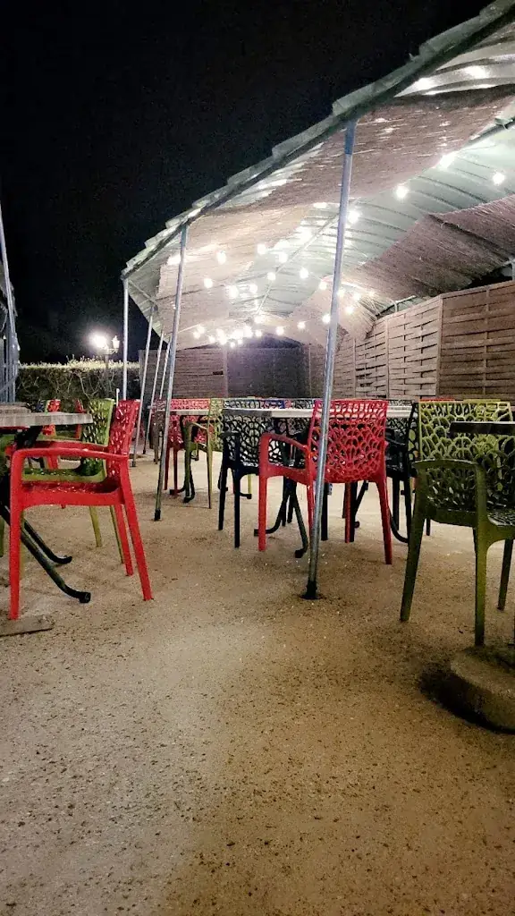 L'Auberge du Lac restaurant in Saint-Ciergues