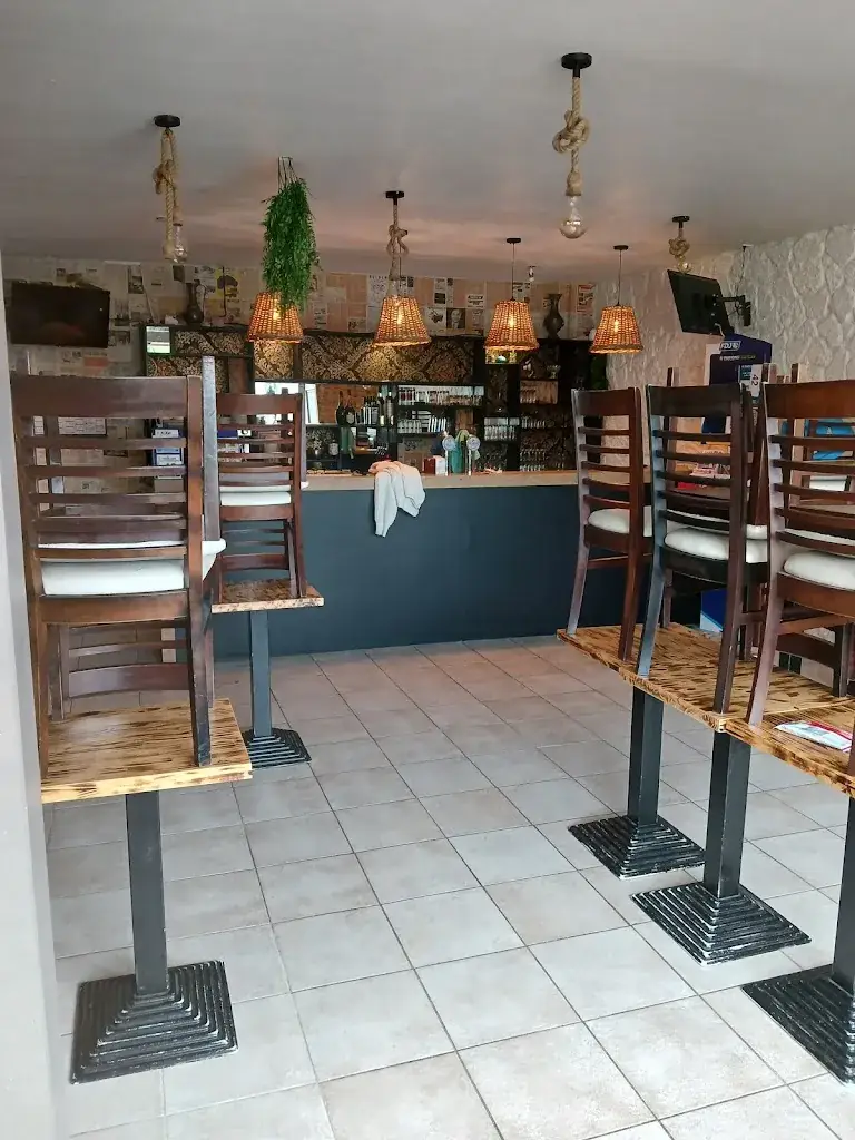 Le Central_Briey_slider_image_2