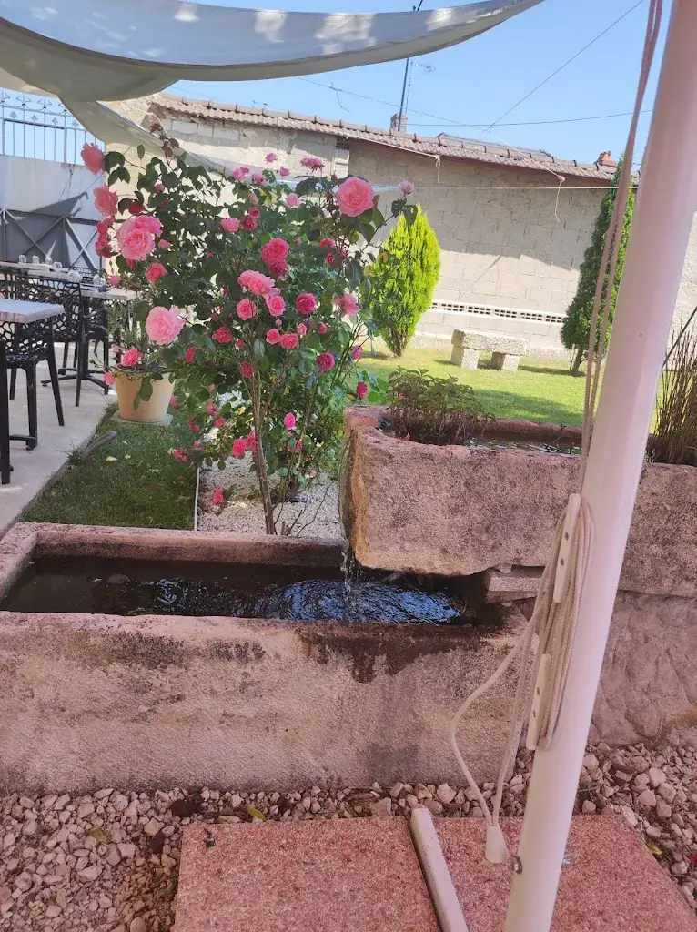 Au Point_Maizières-la-Grande-Paroisse_slider_image_1