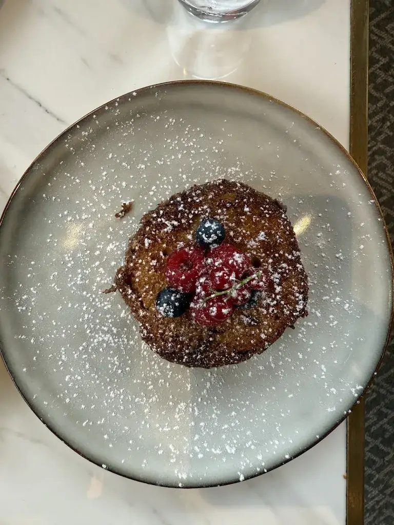 Ka Ming Fung_Brasserie du Louvre_Paris_review