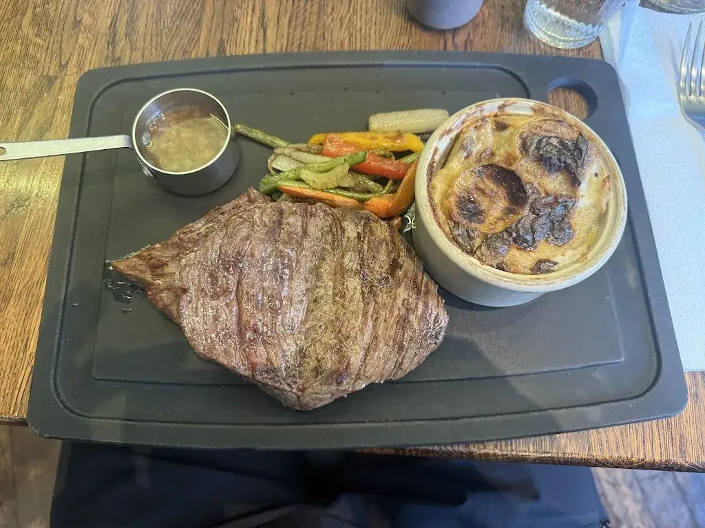 Ryan Wischmeyer_Le Louvre Ripaille_Paris_Bewertung