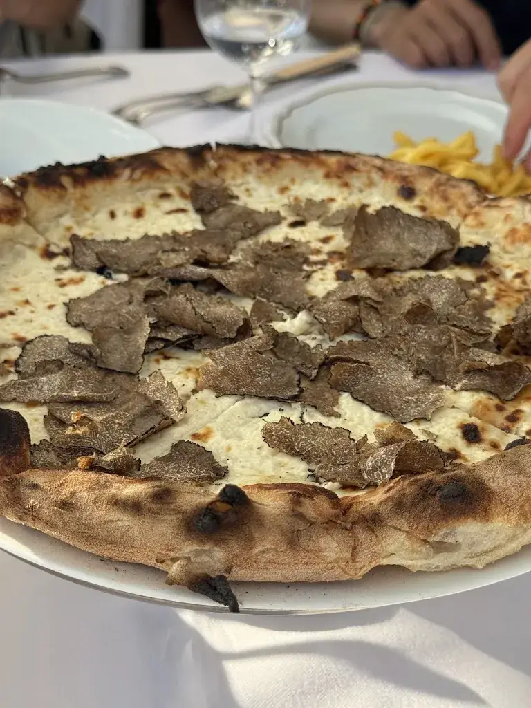 Kornchom Mayer_Loulou_Paris_avis