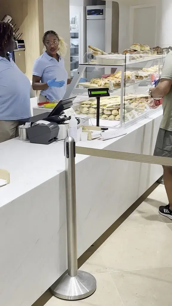 Paul_Paris_slider_image_2