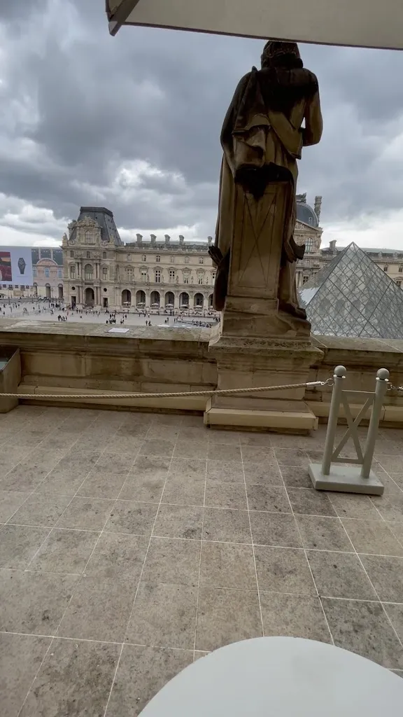 Café Mollien_Paris_slider_image_2