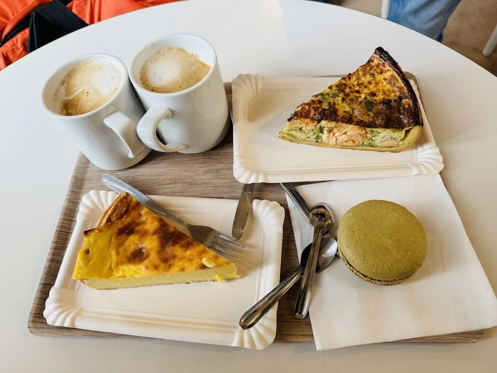 Café Mollien_Paris_slider_image_3