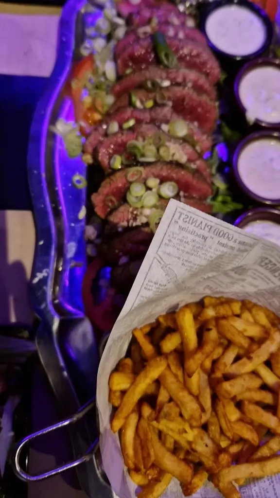 Marguerite_Ludres_slider_image_2