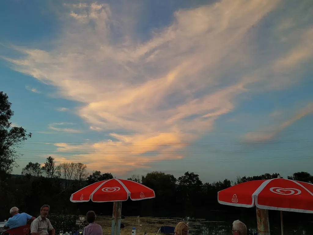 Bernhard Brenner_Le p'tit resto au bord de l'eau_Épernay_review