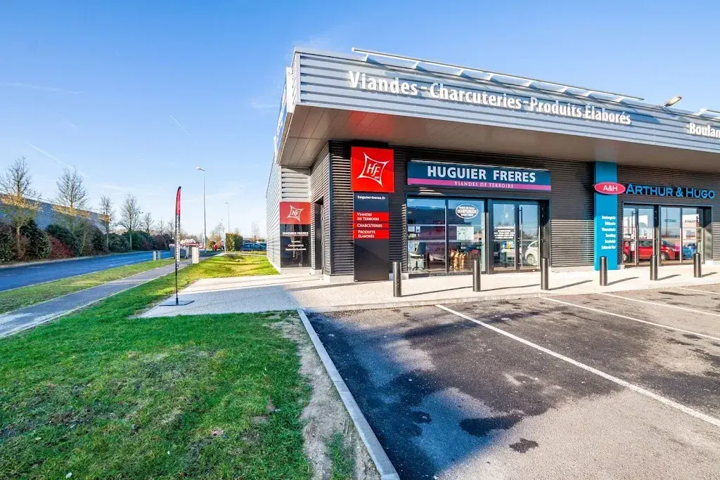 Huguier Frères restaurant in Mailly-le-Camp