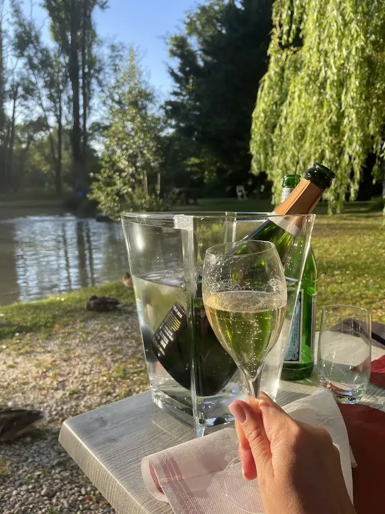 Le Vieux Moulin_Verneuil_slider_image_3