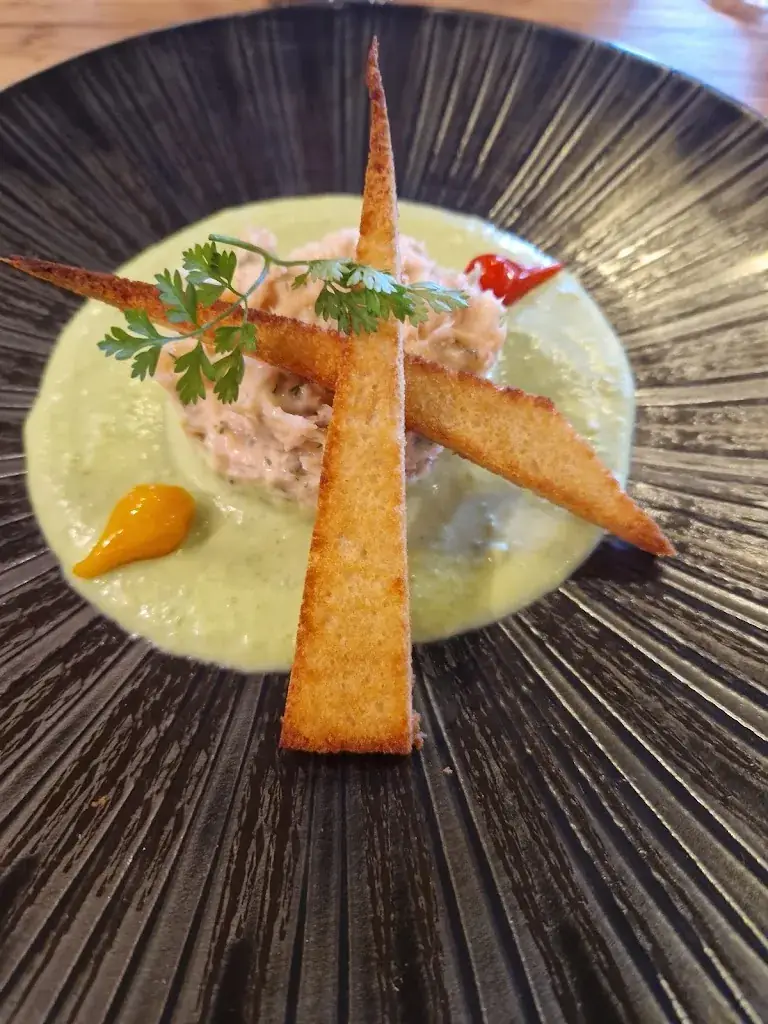 Alexis Stortini_LE PRESSOIR_Marange-Silvange_review