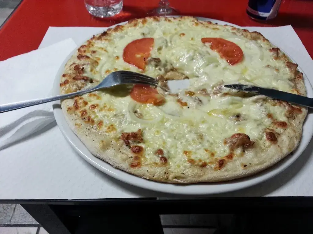 La Renaissance_Marigny-le-Châtel_slider_image_1