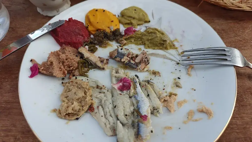 Stijn Vastiau_Coeur de Village_Mesnil-Saint-Père_review