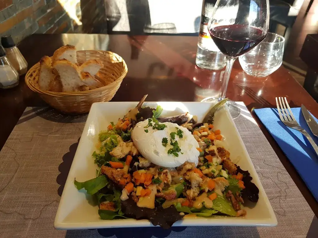 Detlef Steinmüller_La Botte Et Le Béret_Chassieu_review