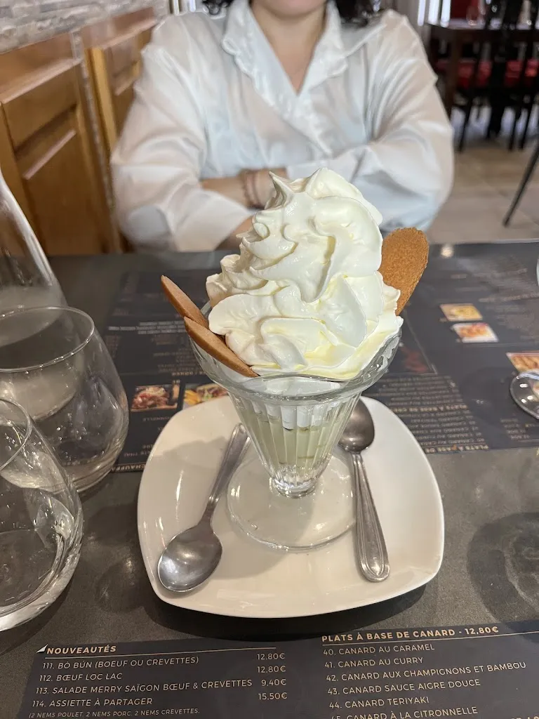 Ambre Noël_Le Méry Saïgon_Méry-sur-Seine_review