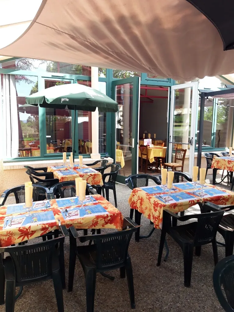 Buffet de la Gare_Champdieu_slider_image_1