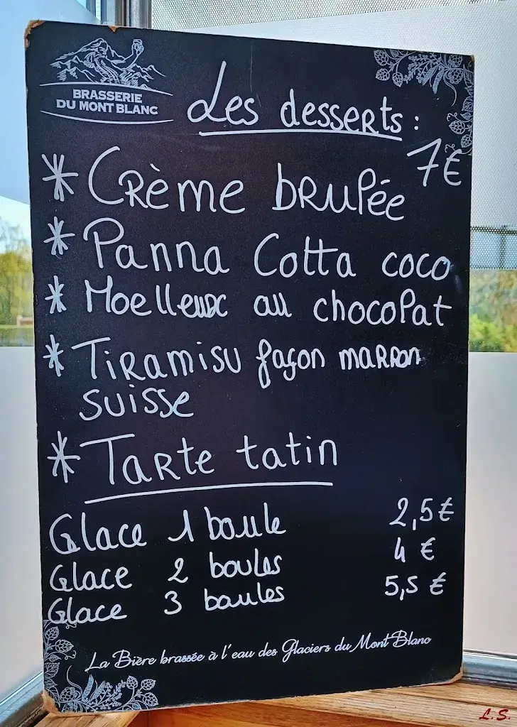 Aux 3 Singes_Montbrison_slider_image_3